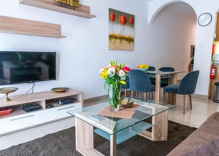 Rua Cosy Apartment Sliema